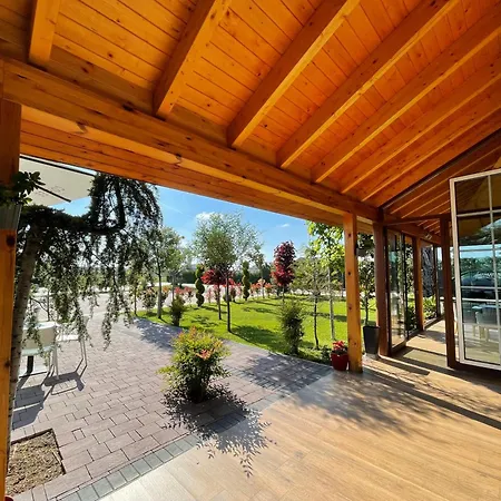 Camping Restorant Deivi Campsite